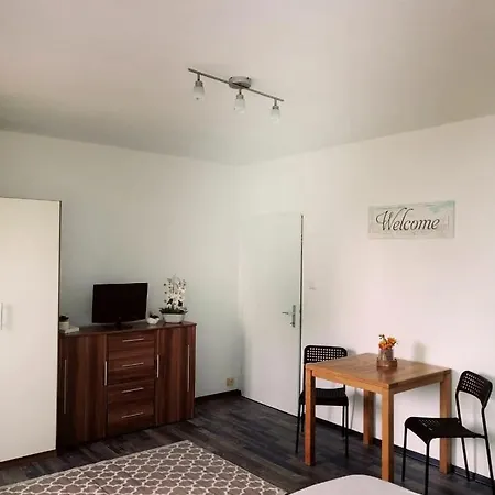 Mycrib I Free Parking I Self Check-in 아파트