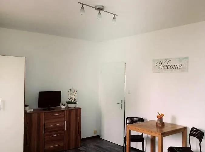 Mycrib I Free Parking I Self Check-in 아파트